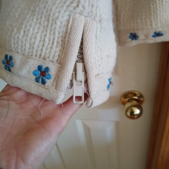 vintage y2k Laundromat wool sweater jacket with hood NWT - Picture 5 of 12